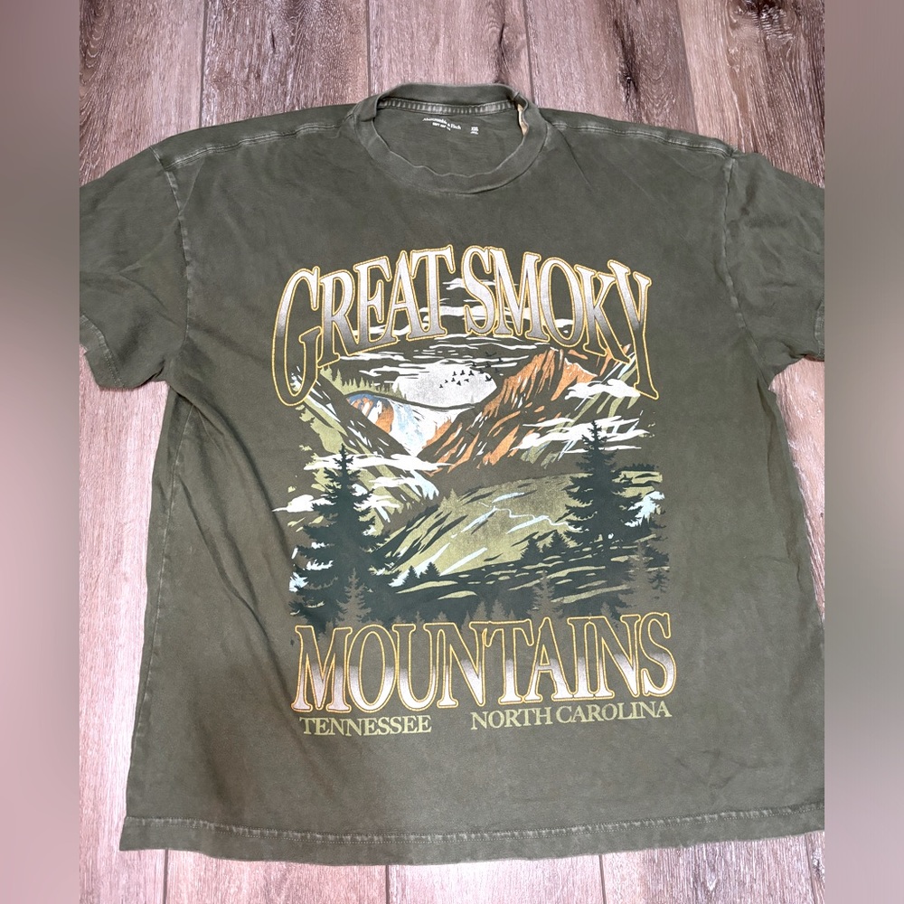 abercrombie and fitch men’s xxl tee